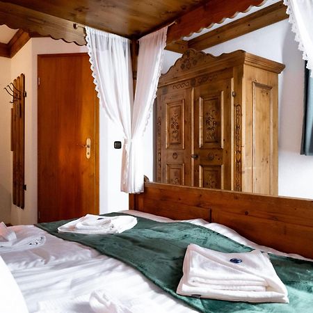 Hotel Zum See, Titisee 외부 사진