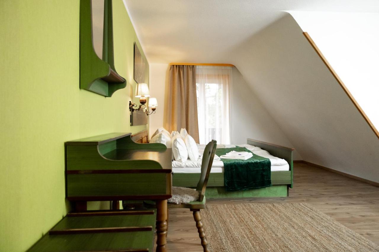Hotel Zum See, Titisee 외부 사진