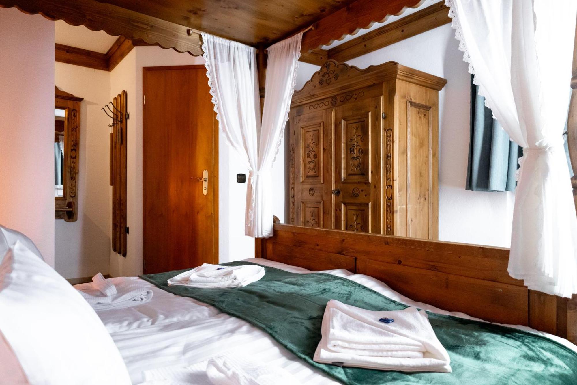 Hotel Zum See, Titisee 외부 사진