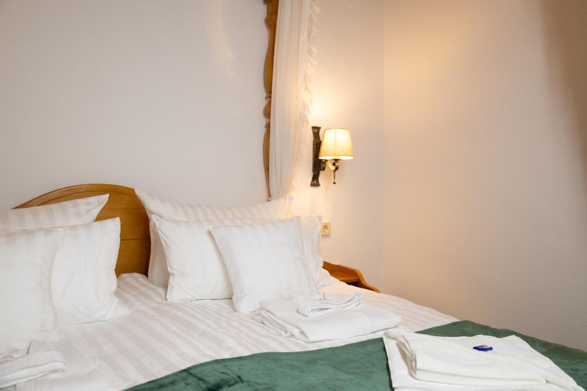 Hotel Zum See, Titisee 외부 사진
