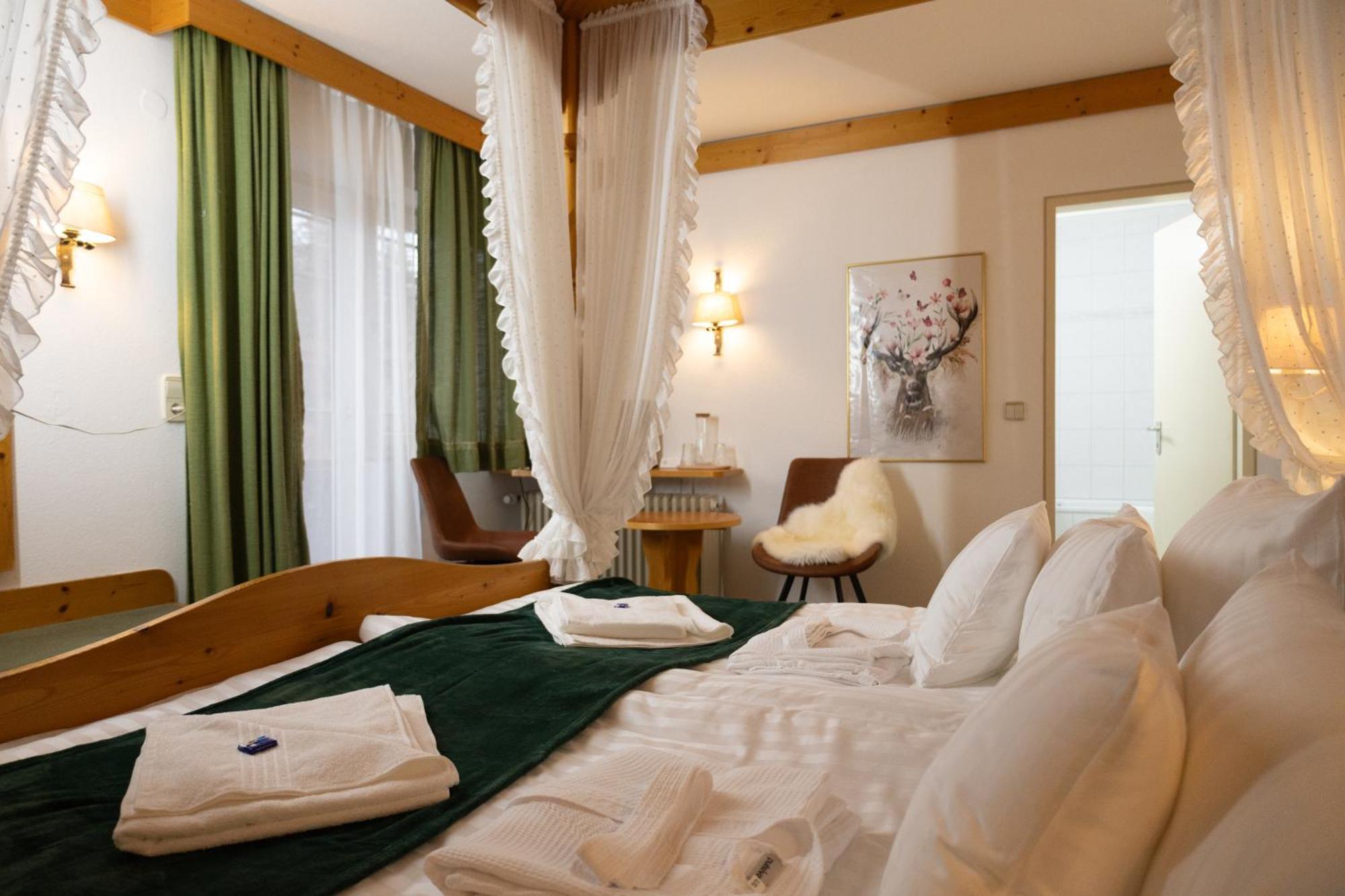 Hotel Zum See, Titisee 외부 사진
