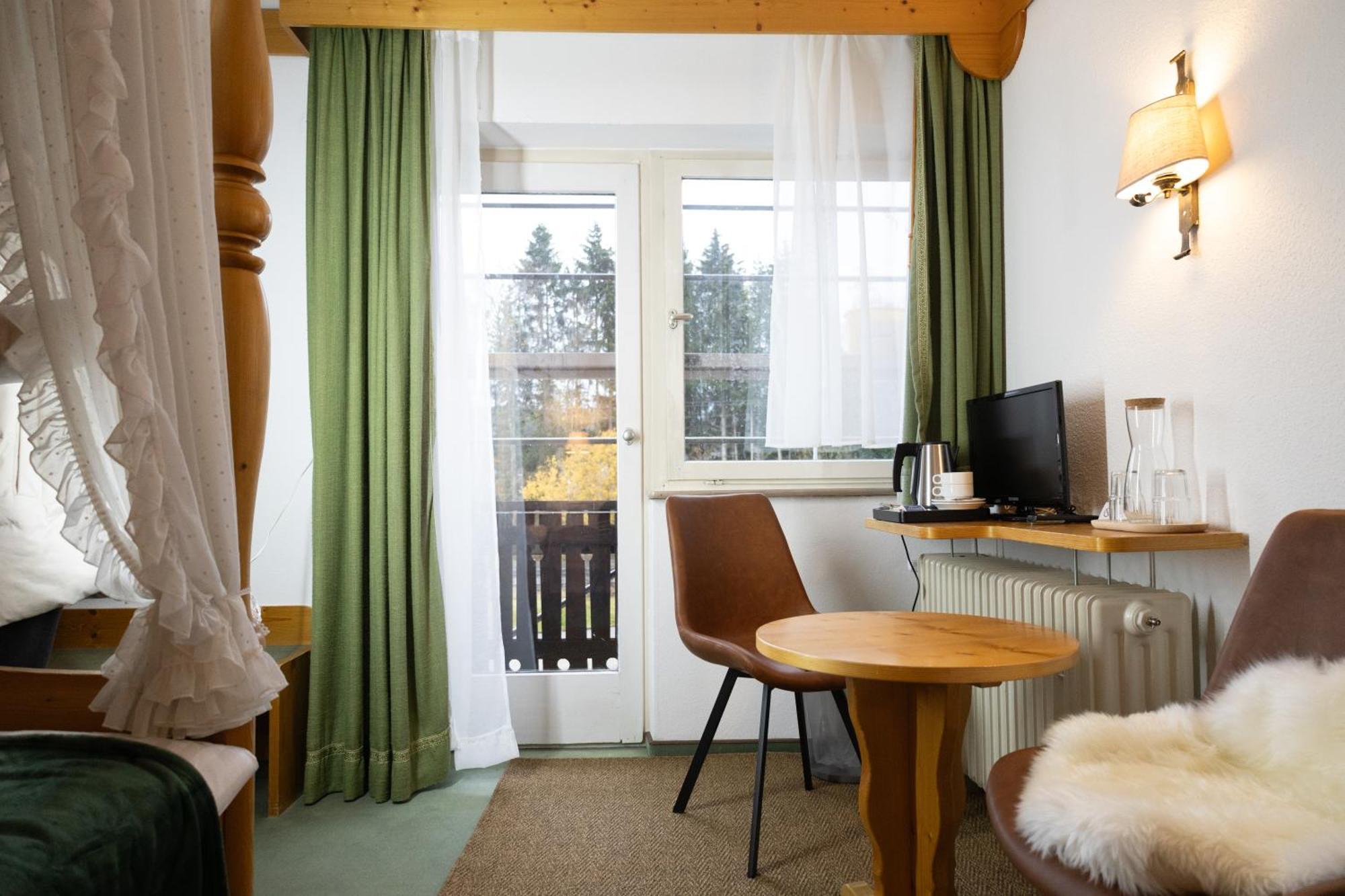 Hotel Zum See, Titisee 외부 사진