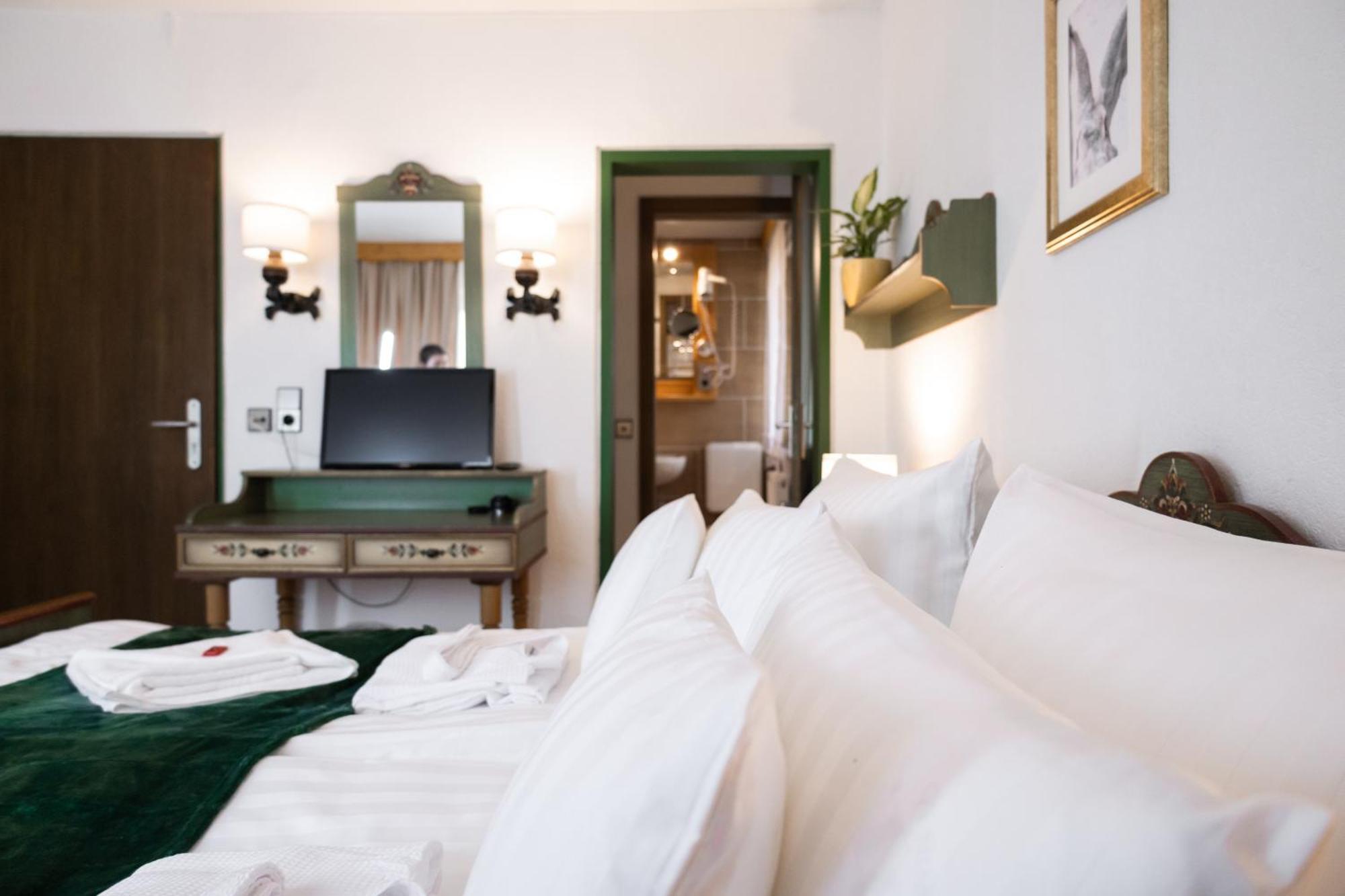 Hotel Zum See, Titisee 외부 사진